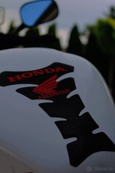 Predám Hondu CBR 125r