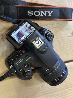 Digitálna zrkadlovka Sony A58 + objektív 18-55 + príslušens