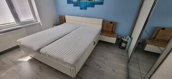 Posteľ 180 cm,top stav