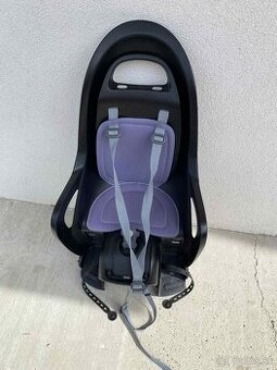 sedacka z Decathlonu
