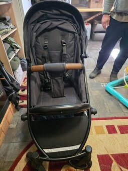 Predam malo pouzivany kocar britax romer