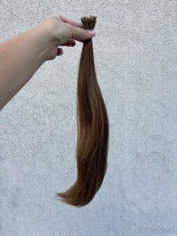 predám hnedé vlasy 50cm 70g