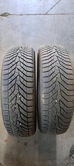 Predám 2ks zimných pneu 195/65 R15