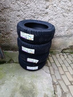 215/55 R 16 Nexen