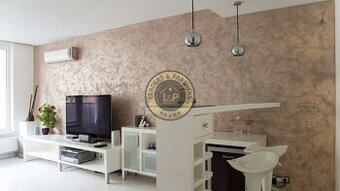 Veľký 3- izbový byt v centre