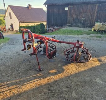 Zhrňovač -prevracač Mesko Z 275