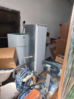 Samostatne stojaca chladnička s mrazničkou Whirpool