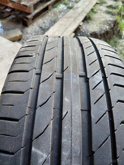 1ks letna Continental 235/55R18