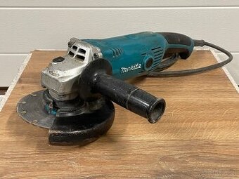 Makita GA6021C Elektrická uhlová brúska 150 mm