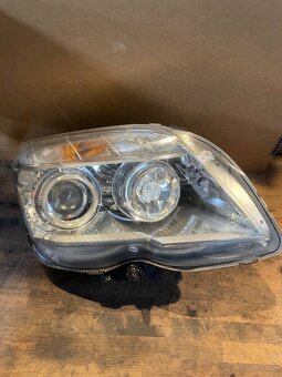 Predné svetlo Mercedes GLK X204