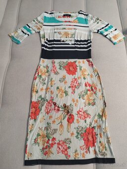 Letné dámske šaty, 36