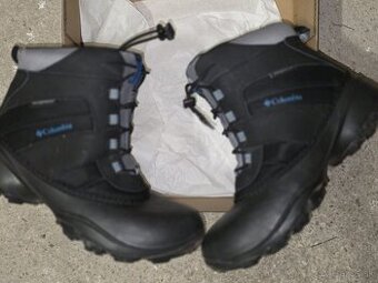 Veľ. 39 - snehule Columbia