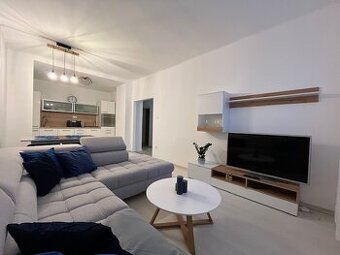 Prenájom 3 izbový byt Nitra, blízko OC Mlyny, s parkovaním