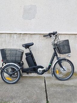 Elektrický trojkolesový bicykel