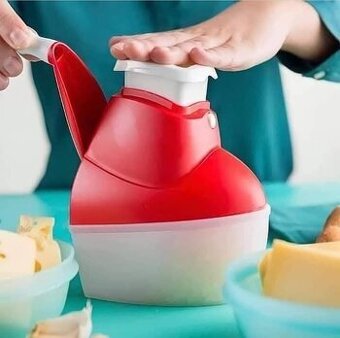 Tupperware mlynček I.