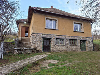 NA PREDAJ RODINNÝ DOM S VEĽKÝM POZEMKOM | BÓDVASZILAS