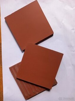 Dlaždice 10x10cm hrúbka 7mm - 180 ks