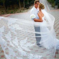 Krásny dlhý svadobný závoj v bielej aj v IVORY farbe - 1