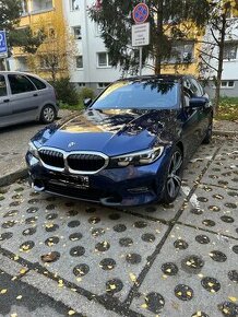 BMW 330i - 1