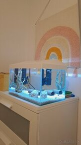 Štýlové 25 litrové Akvarium s filtrom a LED svetlom