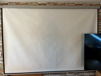 Projekčné plátno NOBO 2400 × 1813 mm (4:3)