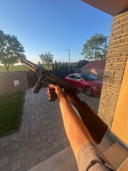 M1928 Thompson