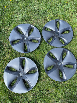 original Tesla 3 Aero kryty kolies