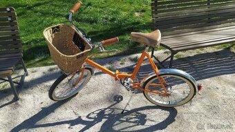 KOMPLETNE ZRENOVOVANA RETRO SKLADAČKA