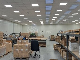 Prenájom skladu 615,43m2 + kancelárie, soc zázemie 48,…