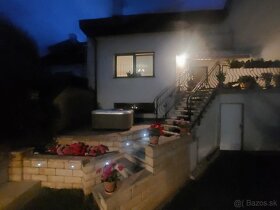 Znížená cena: priestranný 5 izbový RD v Nitre, Zobor