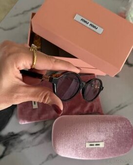 Miu Miu okuliare