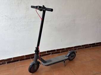 Predám elektrickú kolobežku, ako nová