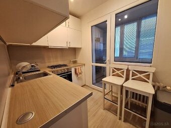 Prenájom 2 izb.byt s balkónom Kríková ul