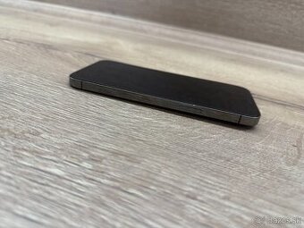 iPhone 12pro max