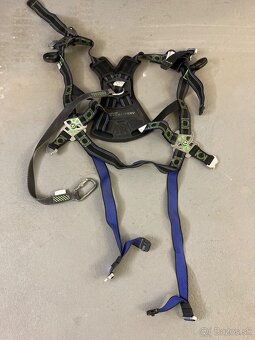 Bezpečnostný postroj Miller typ Revolution R2 harness
