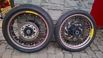 Kolesá husvarna Vitpilen 401, svartpilen 401, duke 390