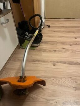 Krovinorez Stihl