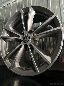 #35 Elektróny originál Volkswagen r17