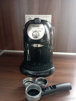 Kávovar Delonghi