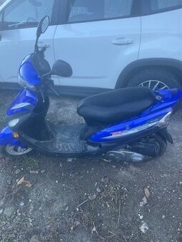 Predam alebo Vymenim skuter 50cm za babetu