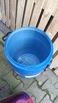 Sud,sudy,bečka,nádoba na kvas.