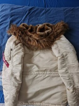 Bunda Alpha Industries