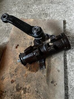 Domec riadenia jeep xj