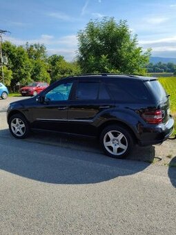 Mercedes Benz ML320 nafta 165kw