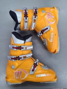 Lyžiarky v.40, zn. Tecnica