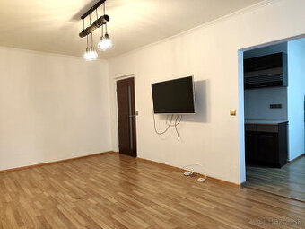 Predaj 2-izbového bytu na Rúbanisku II. s loggiou, Lučenec,