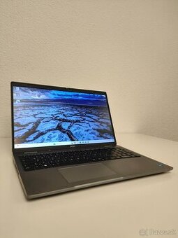 Dell Latitude 5520 | i5 • 16GB • 512GB SSD