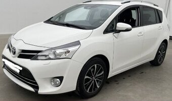 TOYOTA VERSO