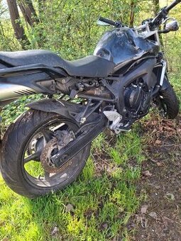 Predám padnutú Yamaha FZ6 2006 72kw
