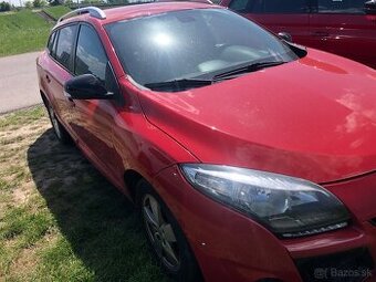 Megane combi 1.2benz 2015